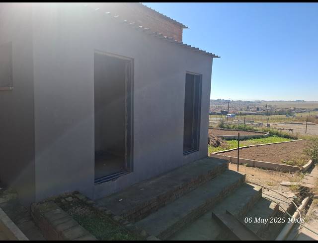 19,520M² INDUSTRIAL YARD FOR SALE IN RIVERSIDE